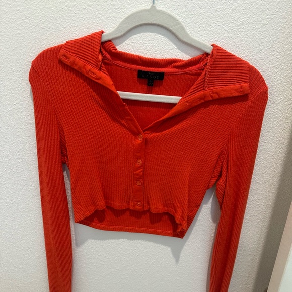 The Range Cropped Buttondown Turtleneck - Picture 3 of 5